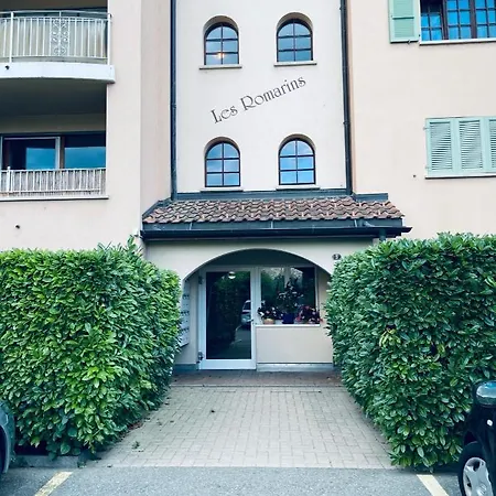 De Aux Bains De Apartment *